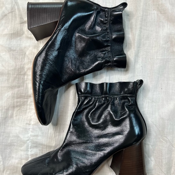 Authentic Celine Ankle Leather Boots verified Women Size 39.5 GENTLY WORN - Picture 1 of 6